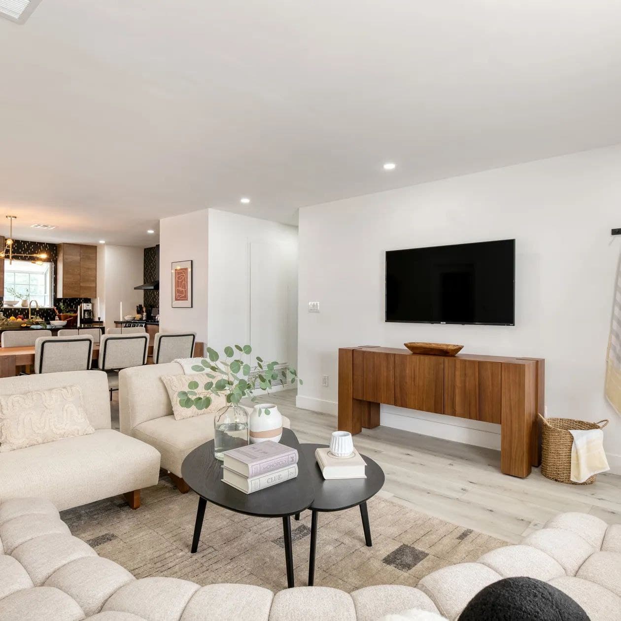 Yellowjacket - Image 8