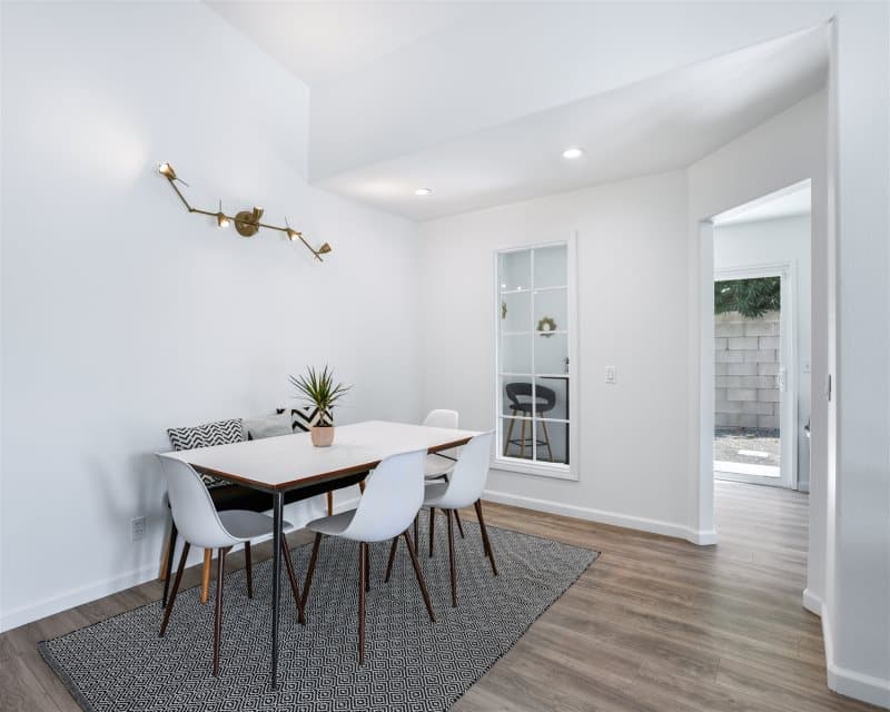 Desert Green Serenity - Image 6