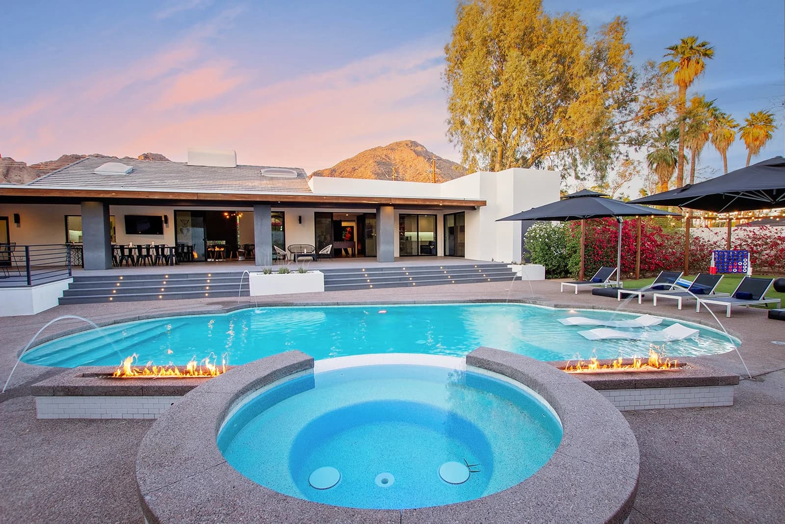 Camelback Manor - Image 2