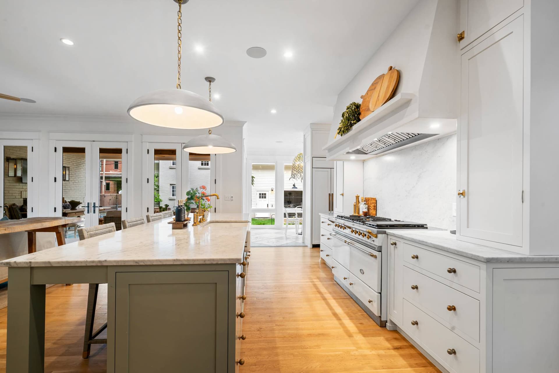 Magnificent Estate - Image 13