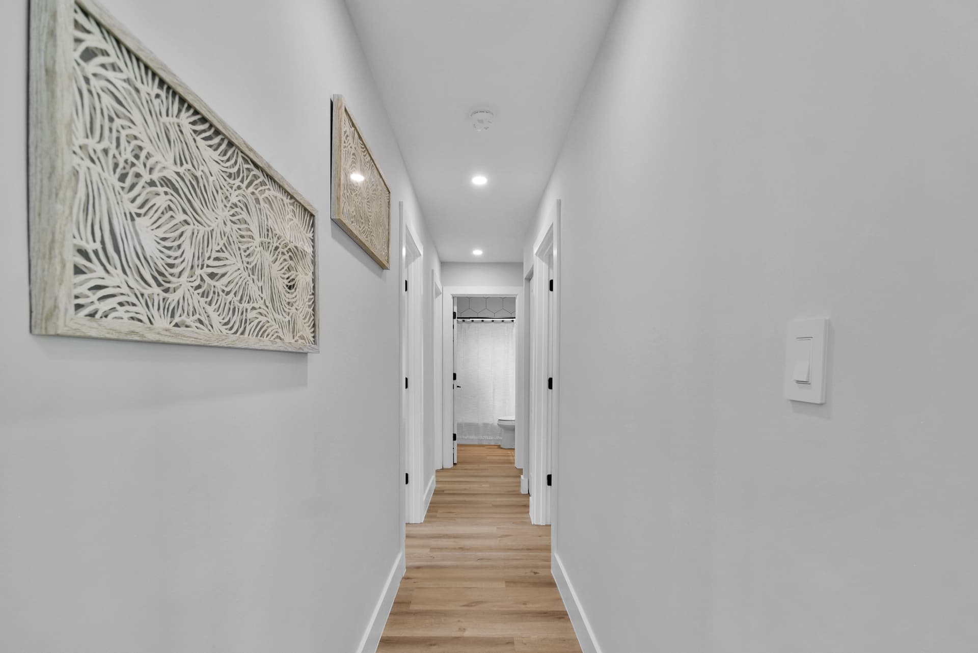 Bluebird House - Image 20