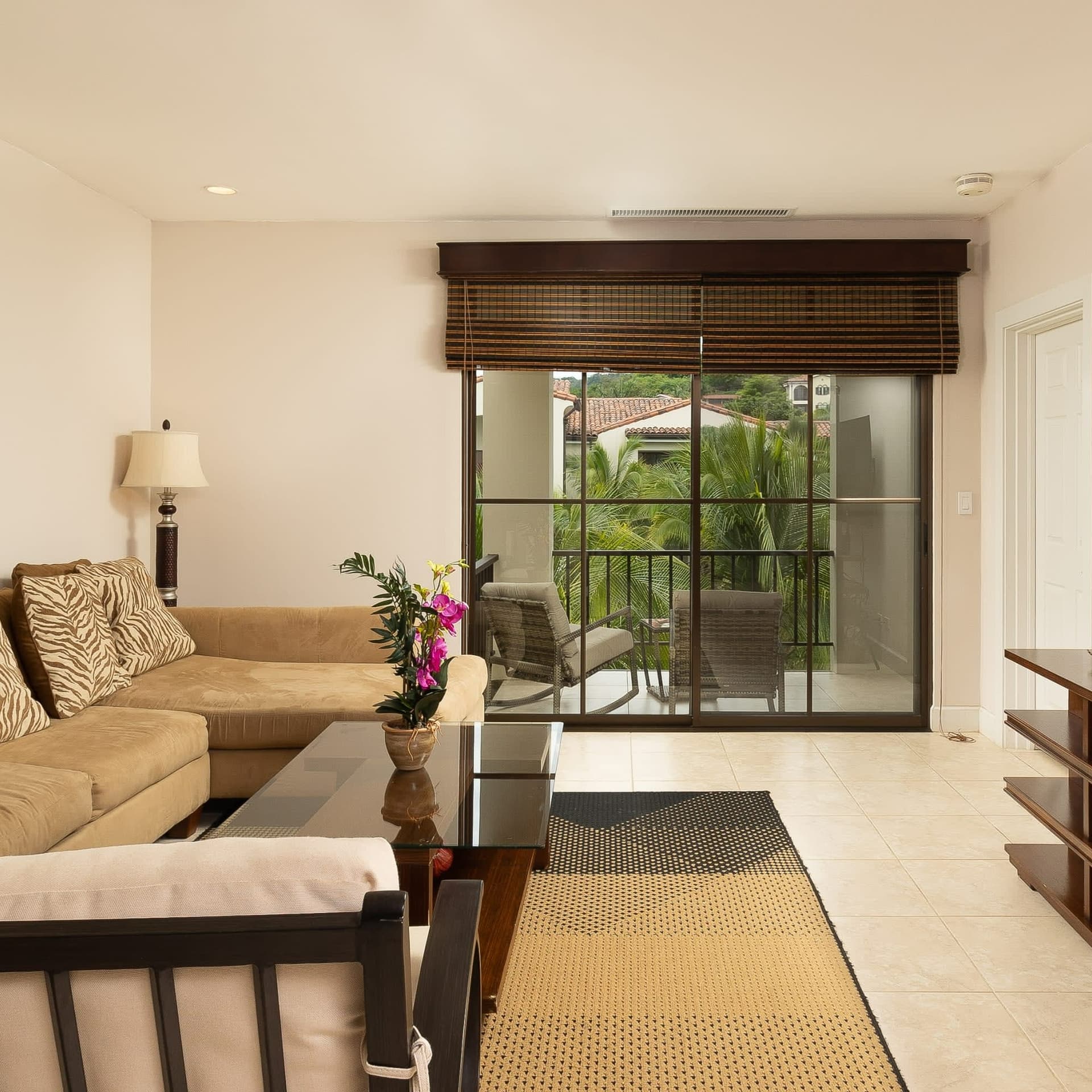 Lazy River Residence - Image 1