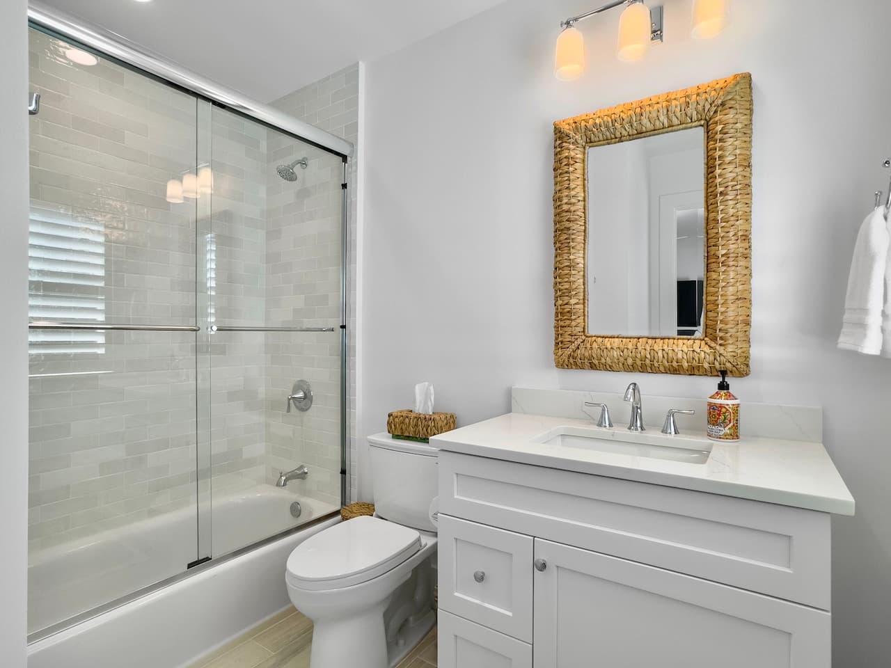 Cameron by the Sea - Image 52