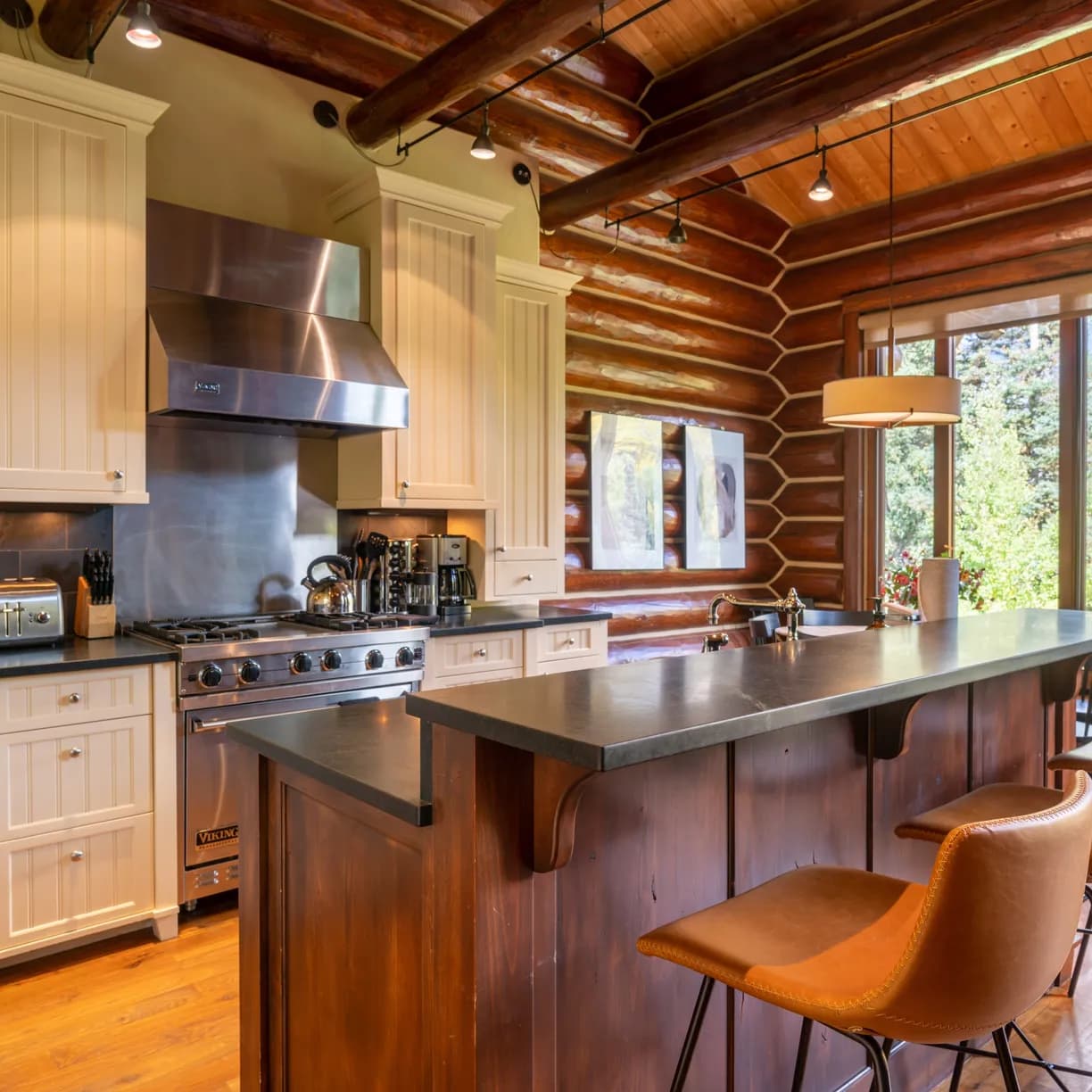 Townhome on the Creek #135 - Image 4