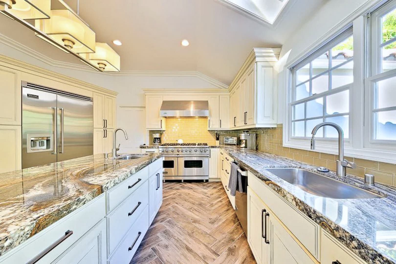 La Jolla Lifestyle - Image 10