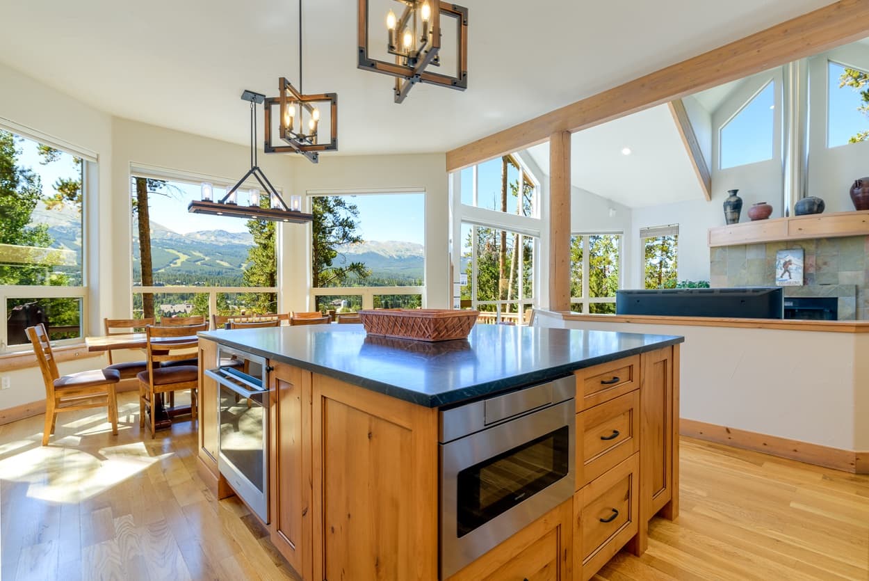 Aspenglow Chalet Above Downtown - Image 8