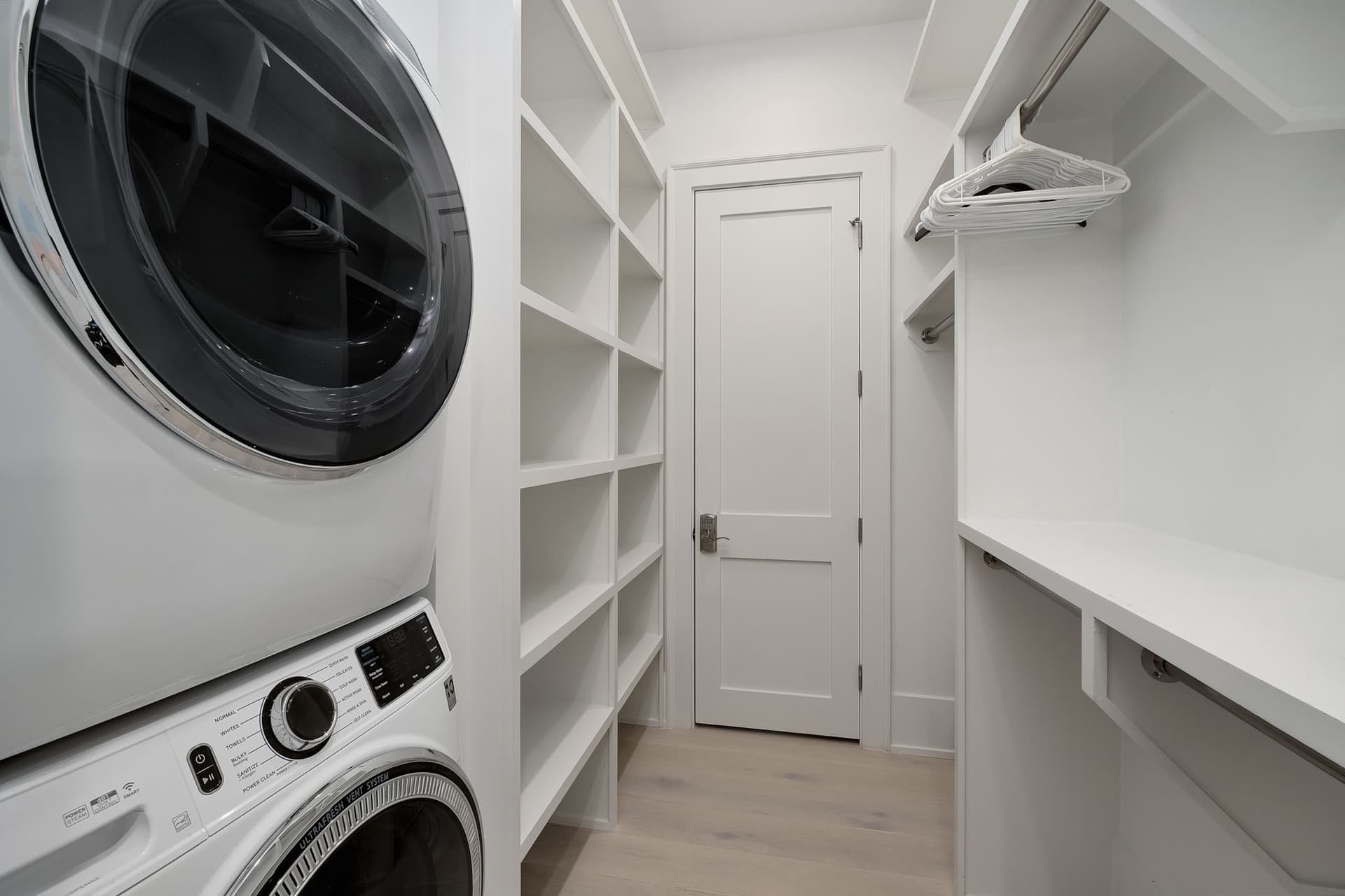 Bearfoot By The Sea - Image 37