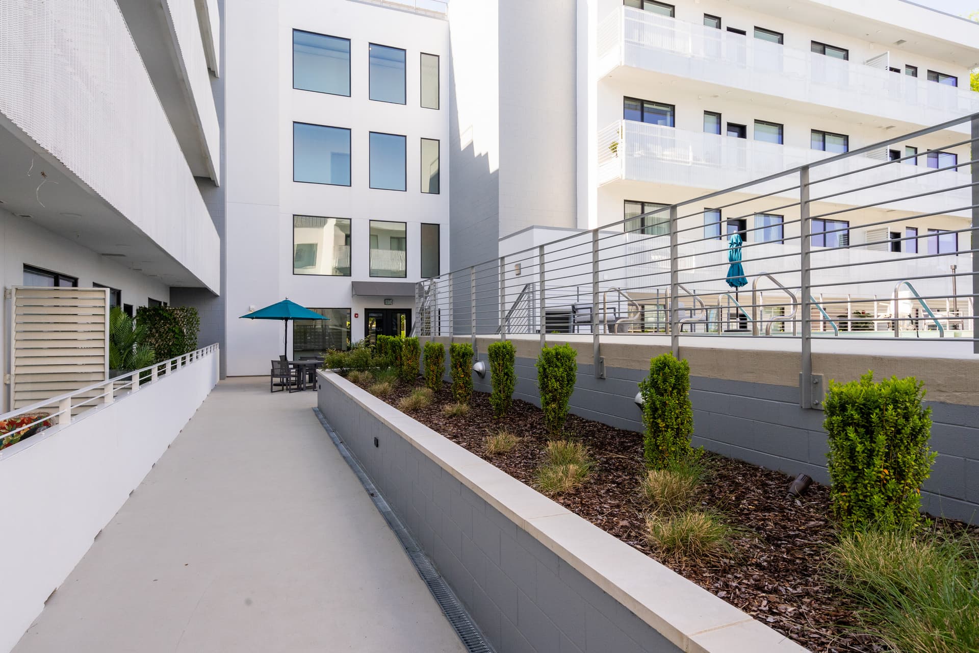 Green Illume Home - Image 23