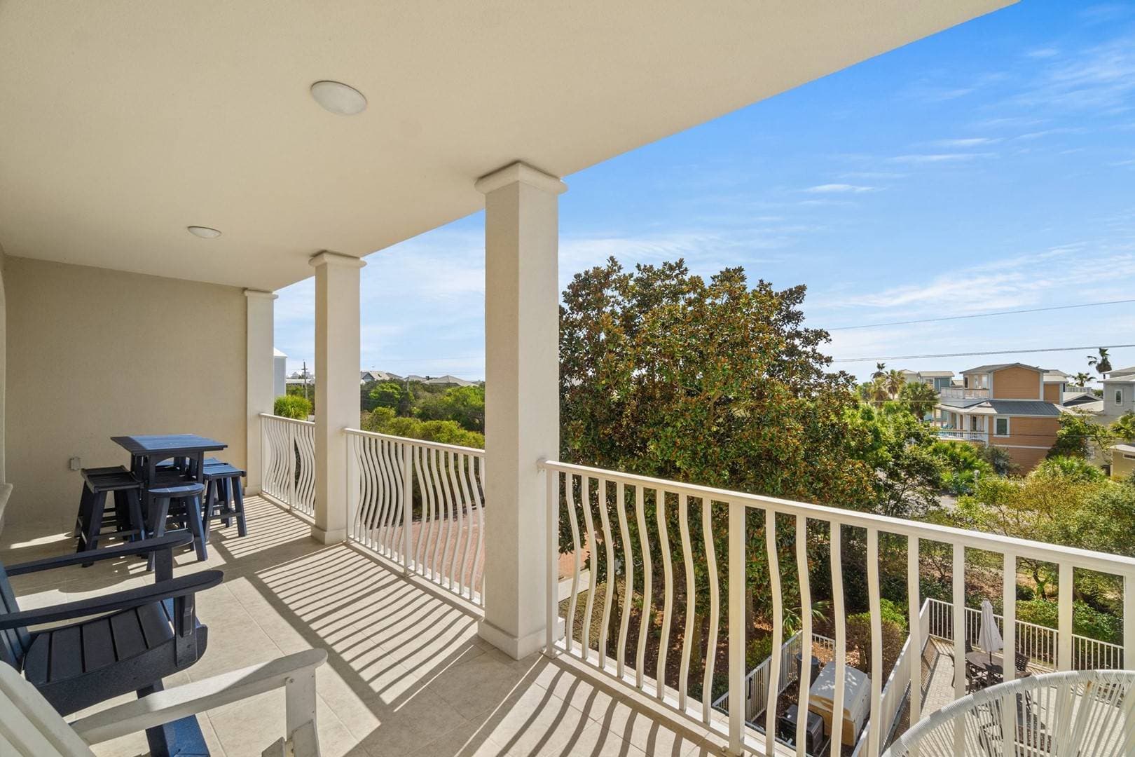 Sandy Buns - Image 9