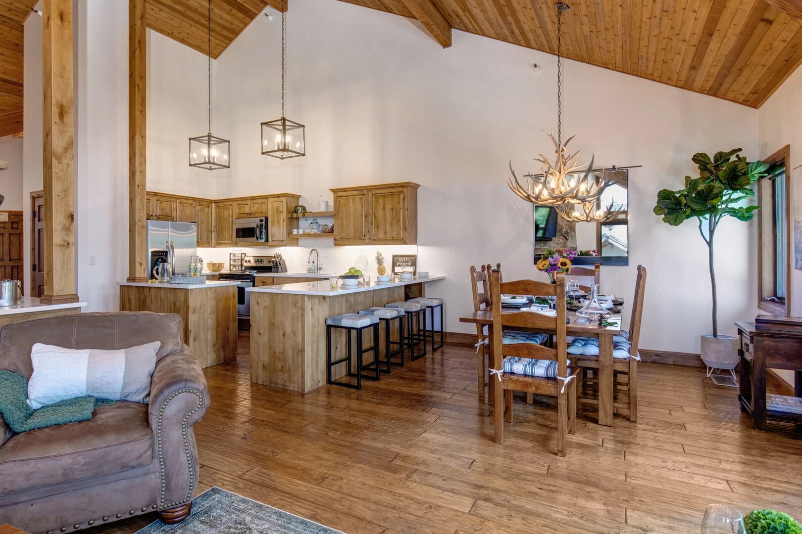 Ontario Lodge - Image 5