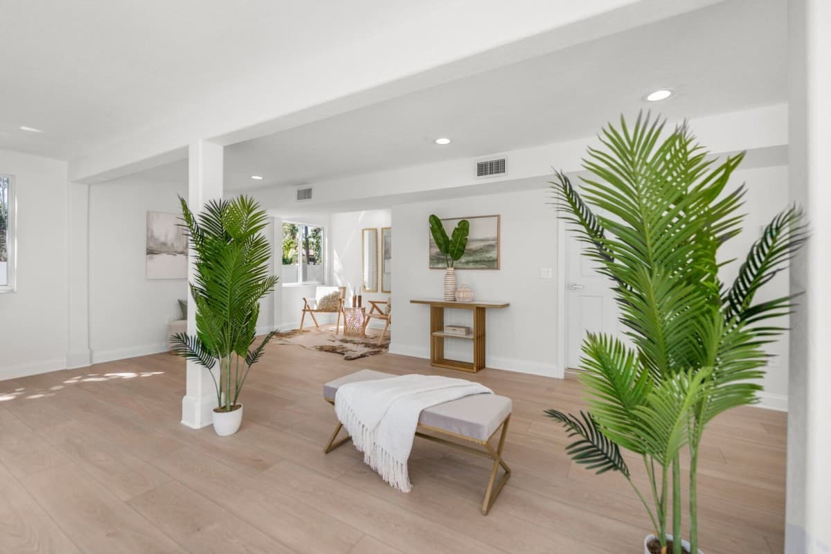 Shore Thing - Image 9