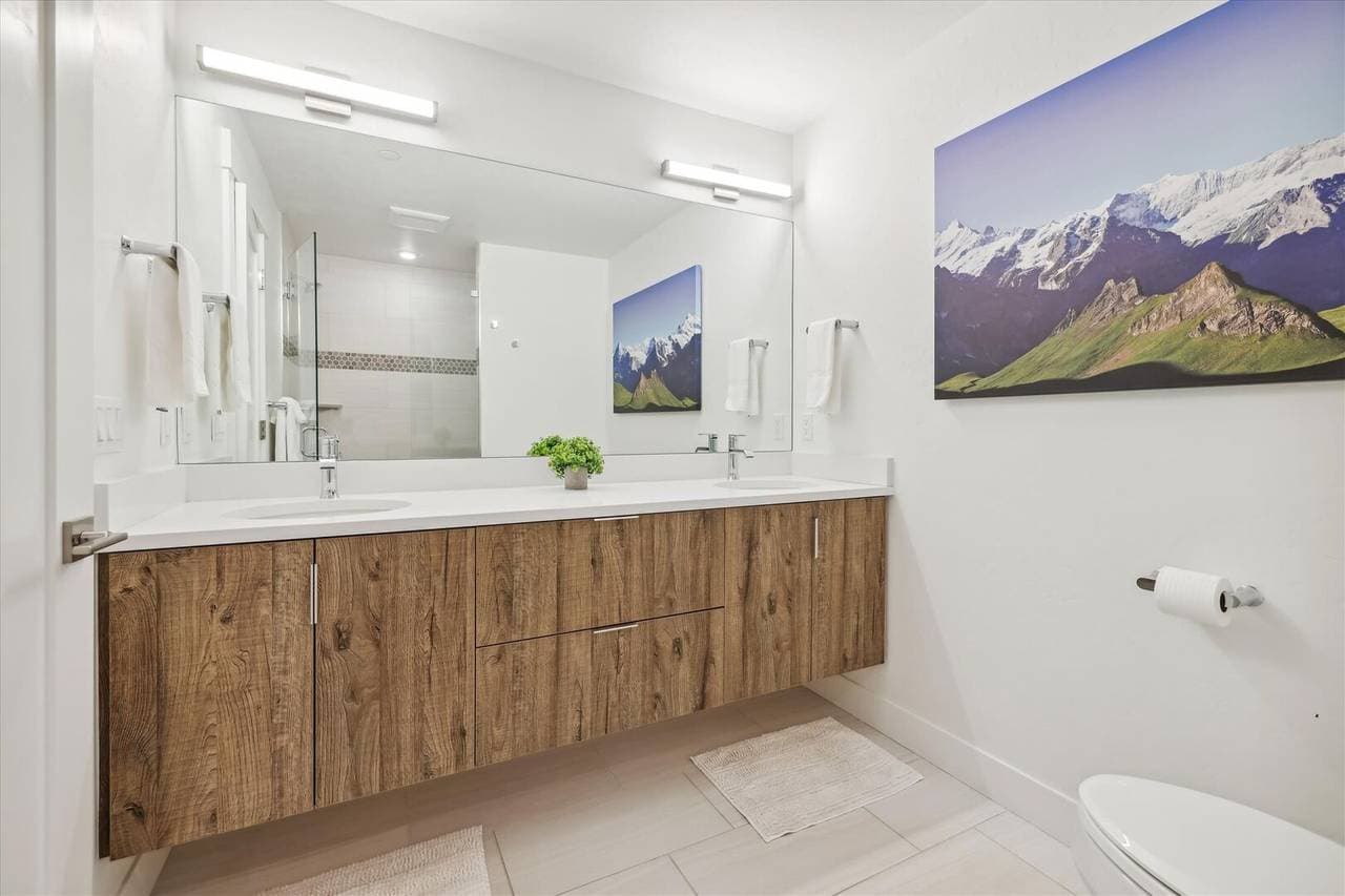 River West #522 - Image 19