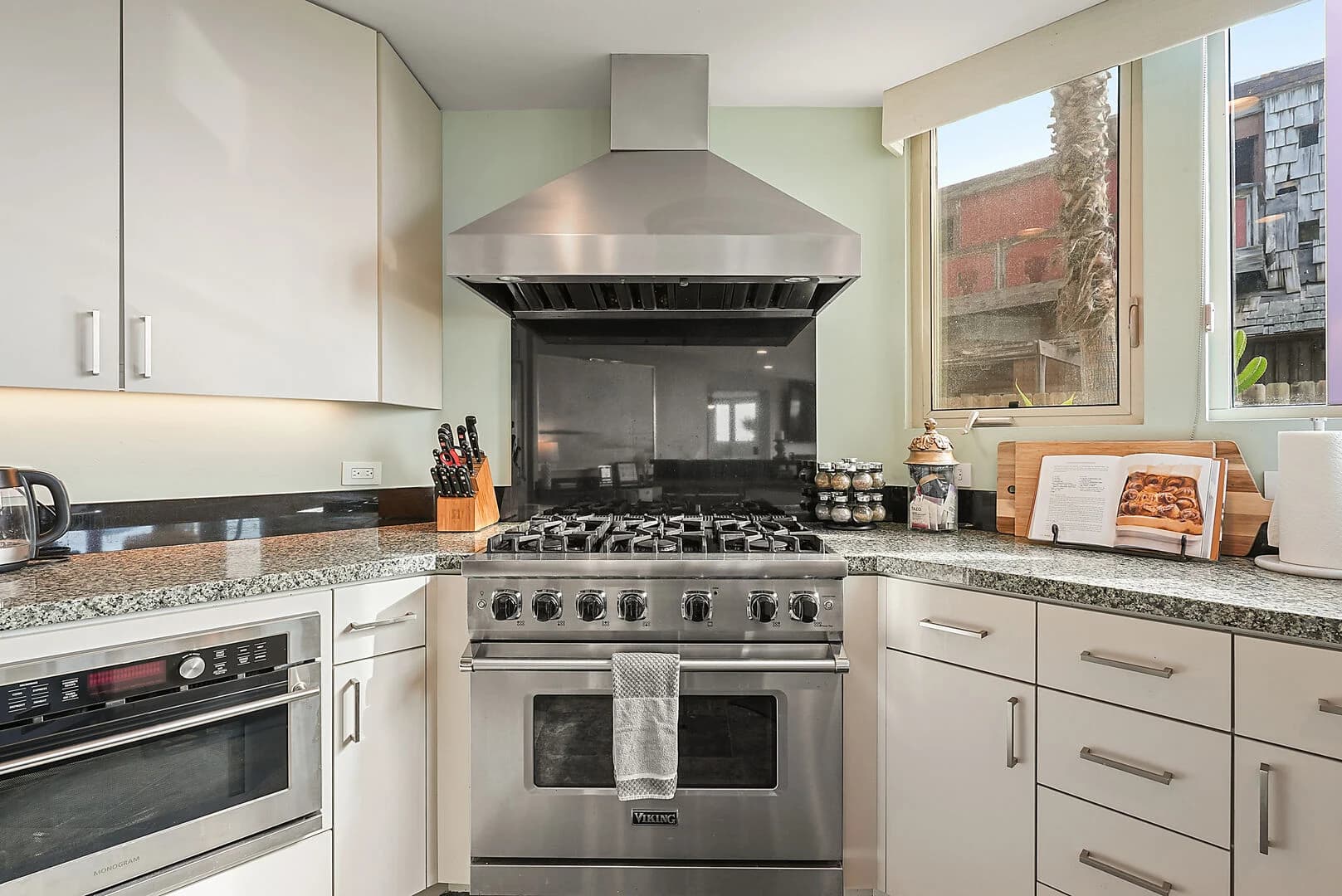 Braun Home - Image 10