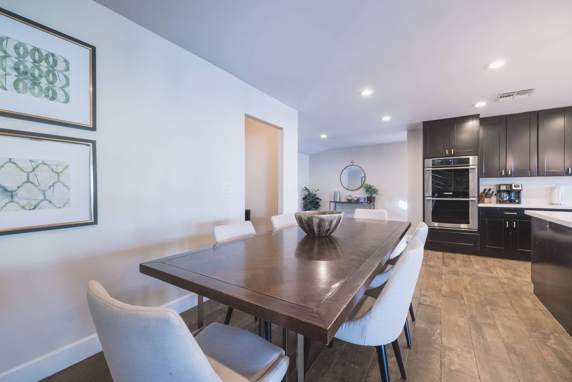 Luxe Resort Retreat - Image 15