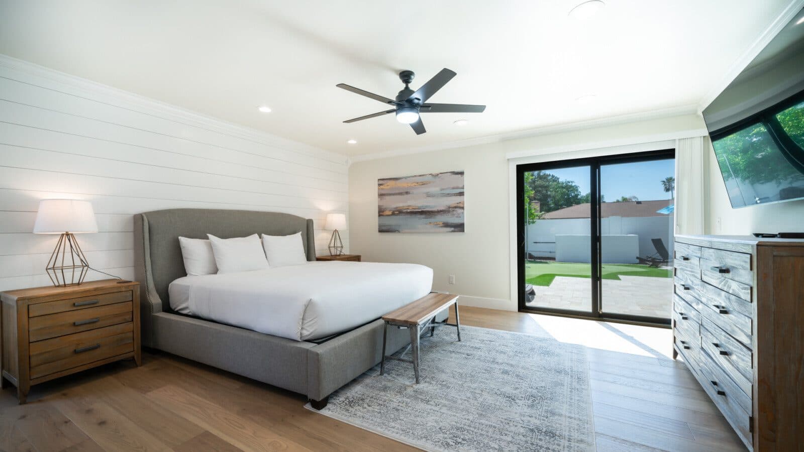 Spontaneous Desert Retreat - Image 16