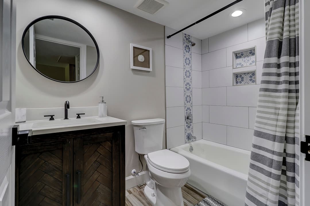 Hickory Home - Image 19