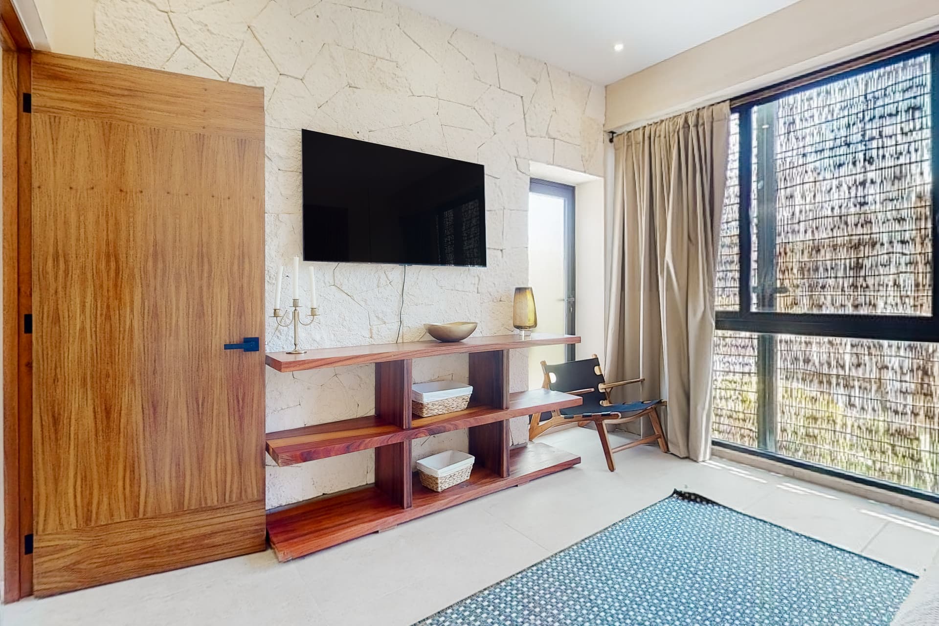 Fronds and Sun - Image 9