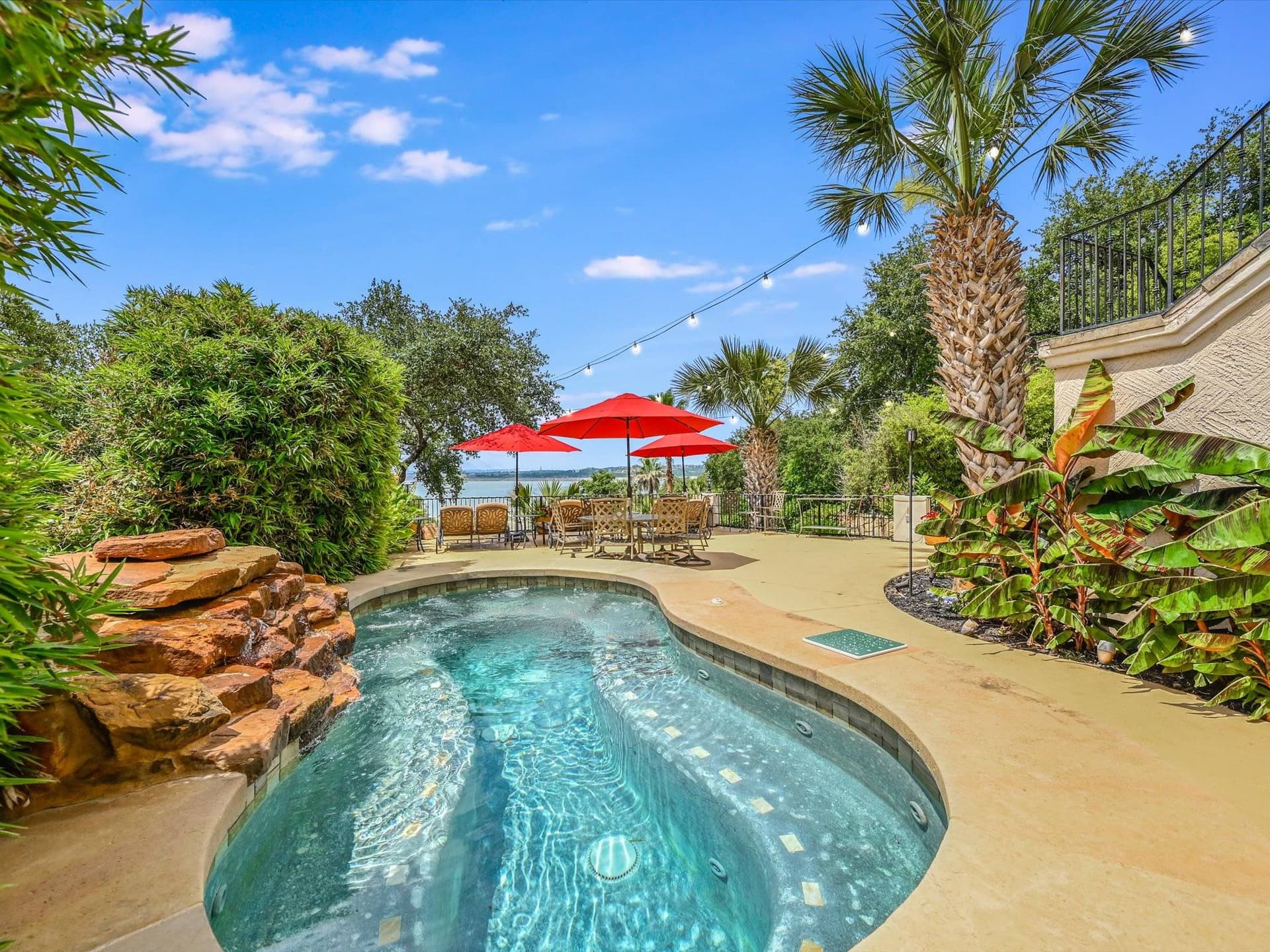 Palms on Lake Travis - Image 2