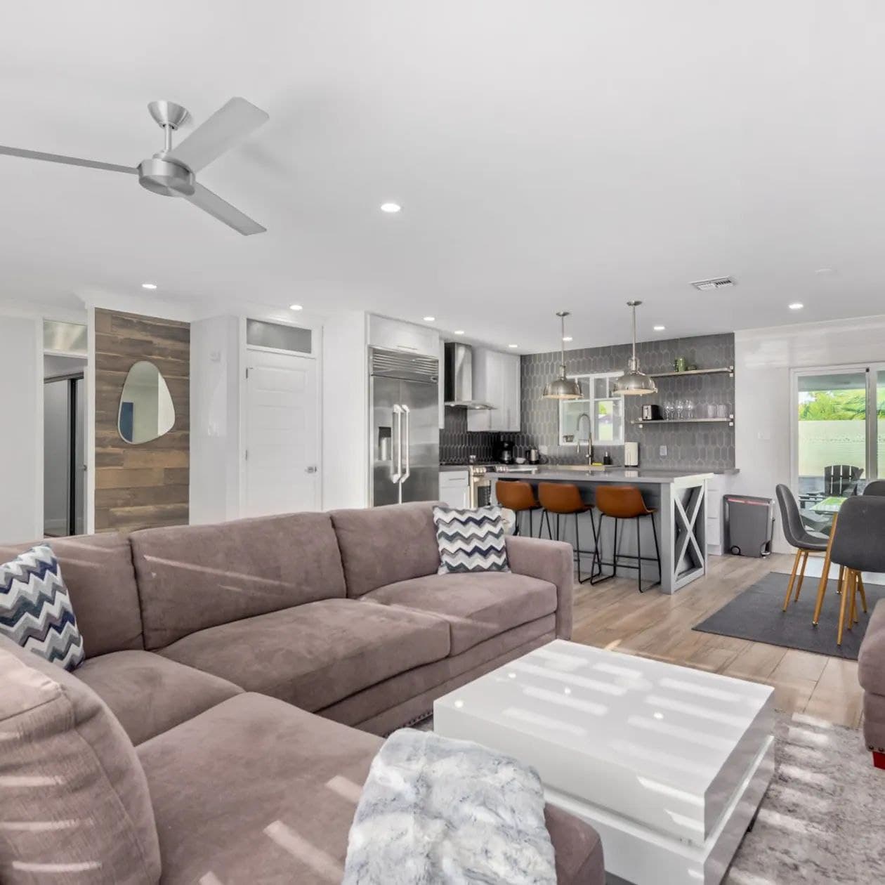 Sunset on 11th - Image 4