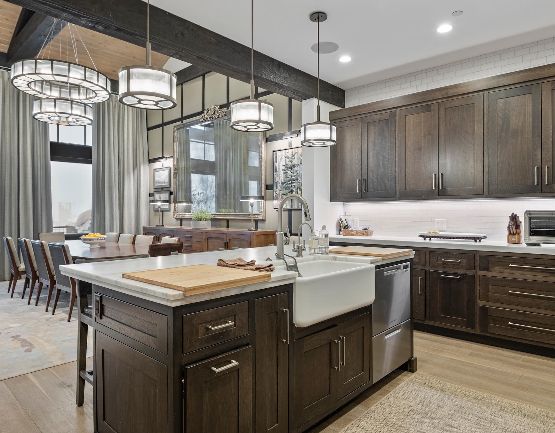 Silver Buck - Image 13