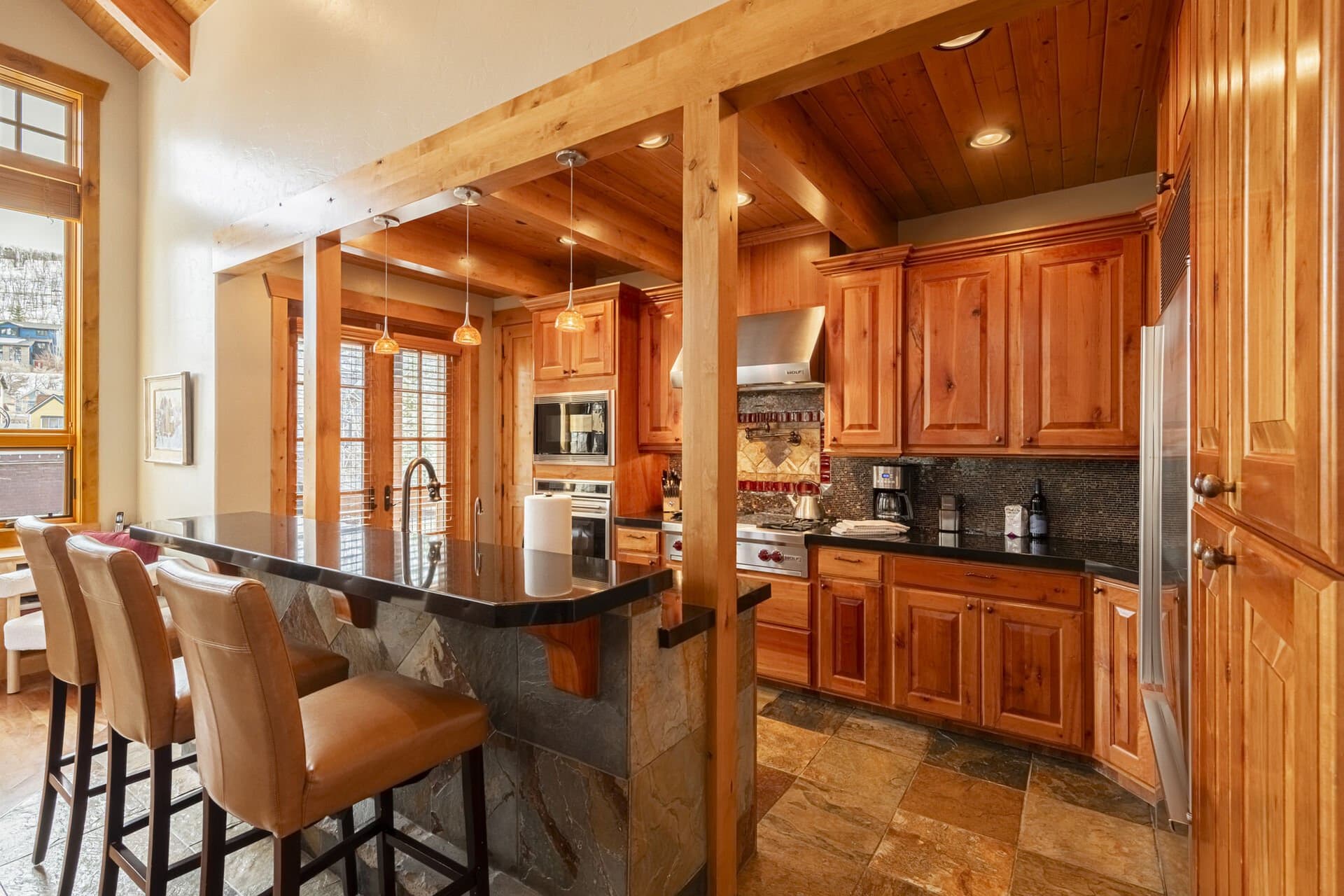 Powder Lodge - Image 5