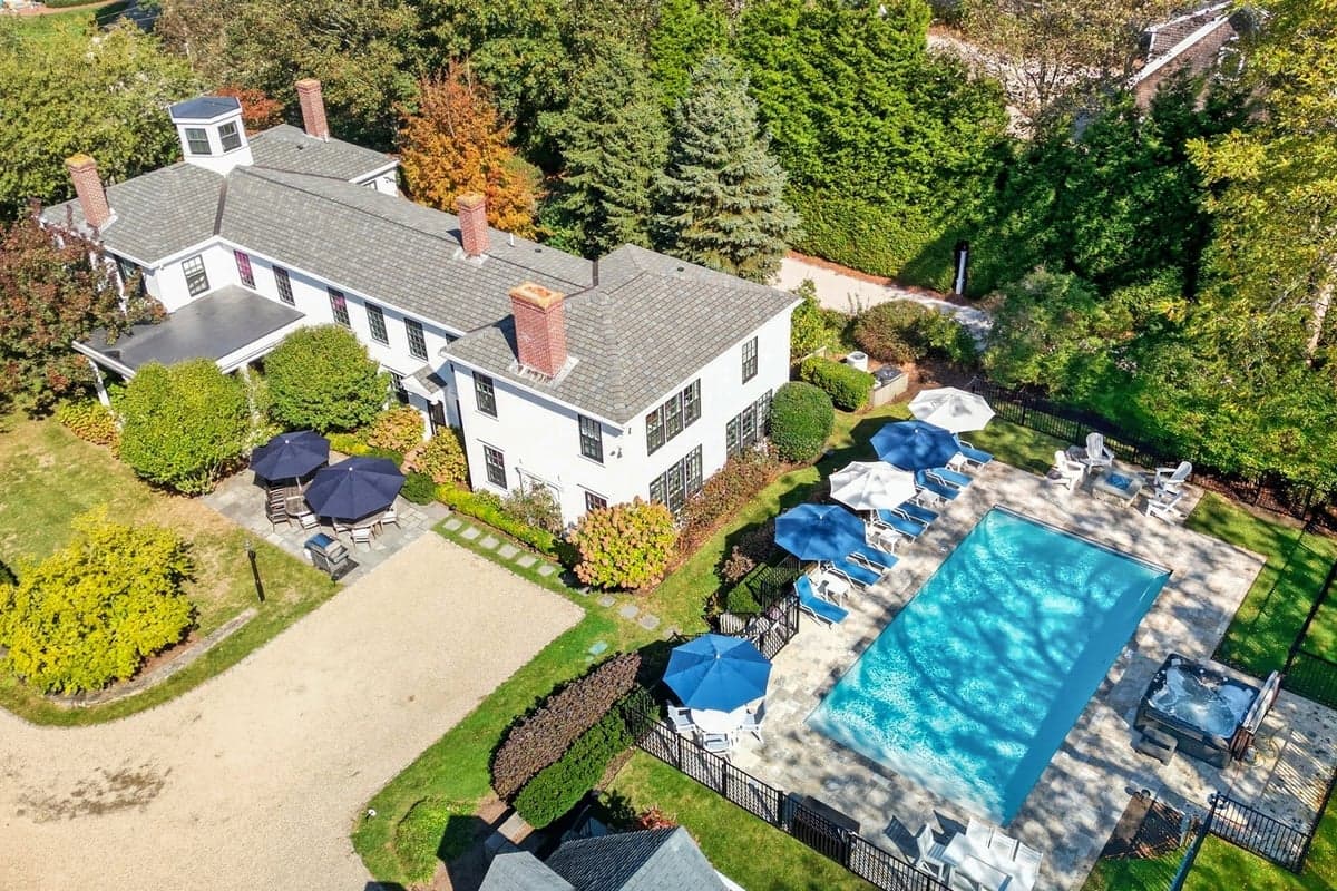 Hiawatha Manor - Image 2