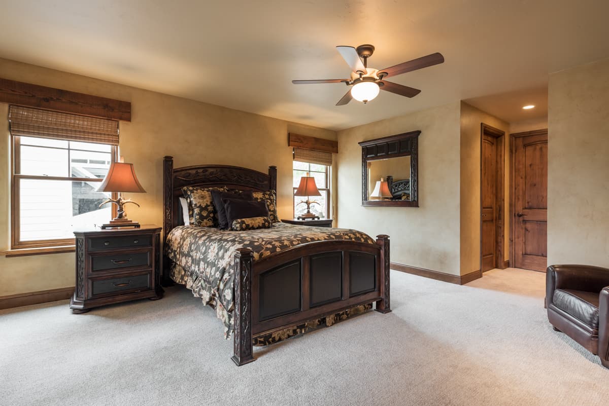 Park Avenue Home - Image 13