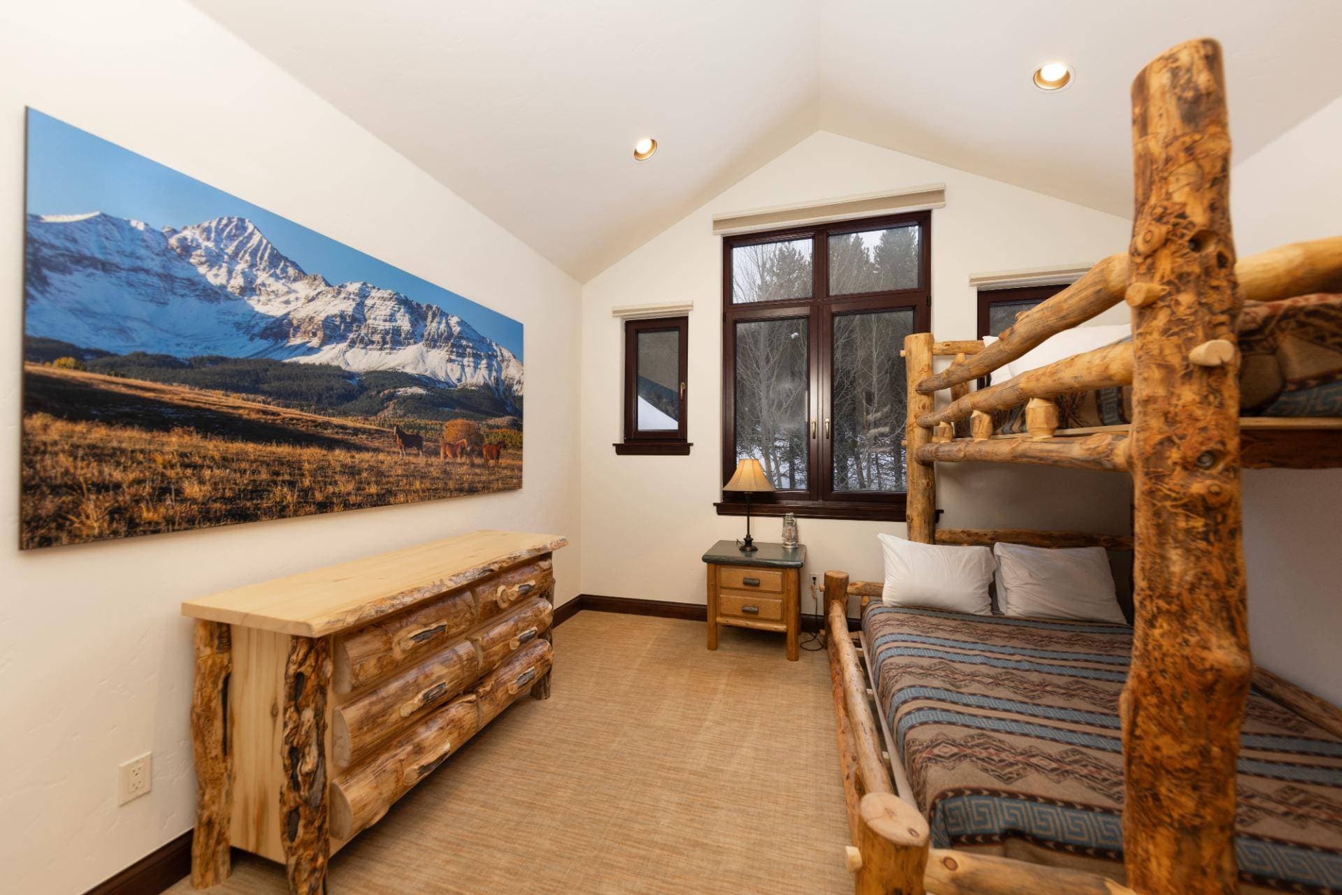 Bee Line Escape - Image 22