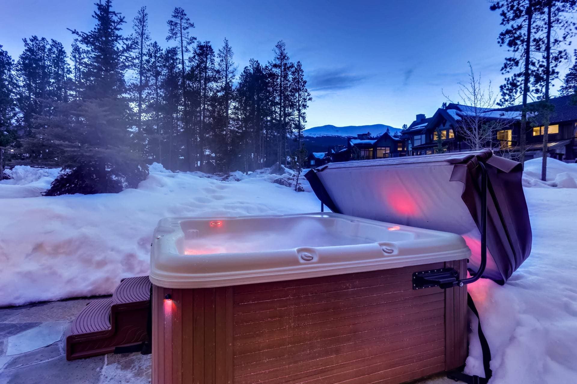 Monarch Place - Image 34