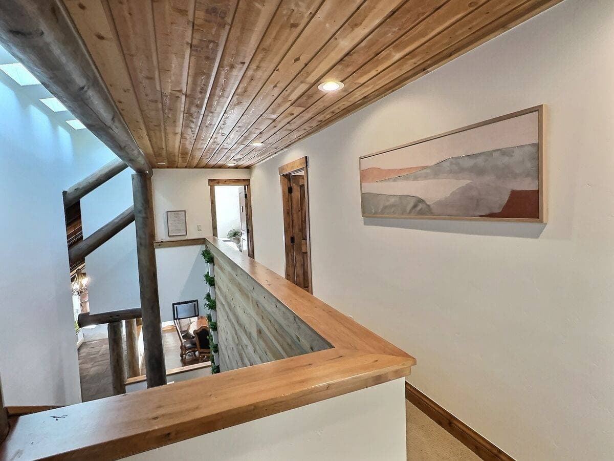 Four Sisters - Image 54