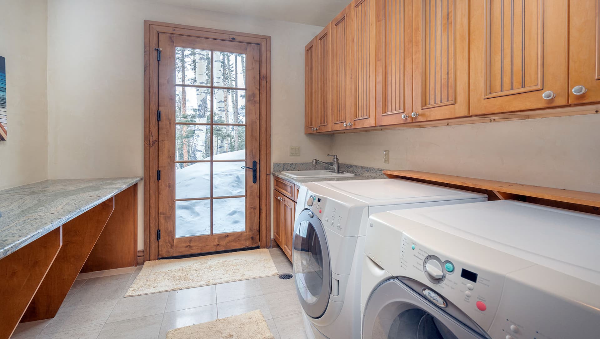 Twin Elk Lodge - Image 34