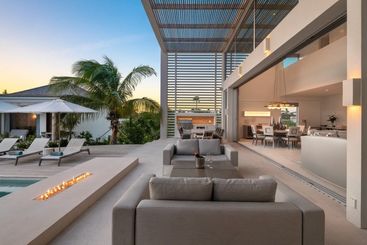 Grace Bay Six Bedroom Premium Ocean View - Image 3