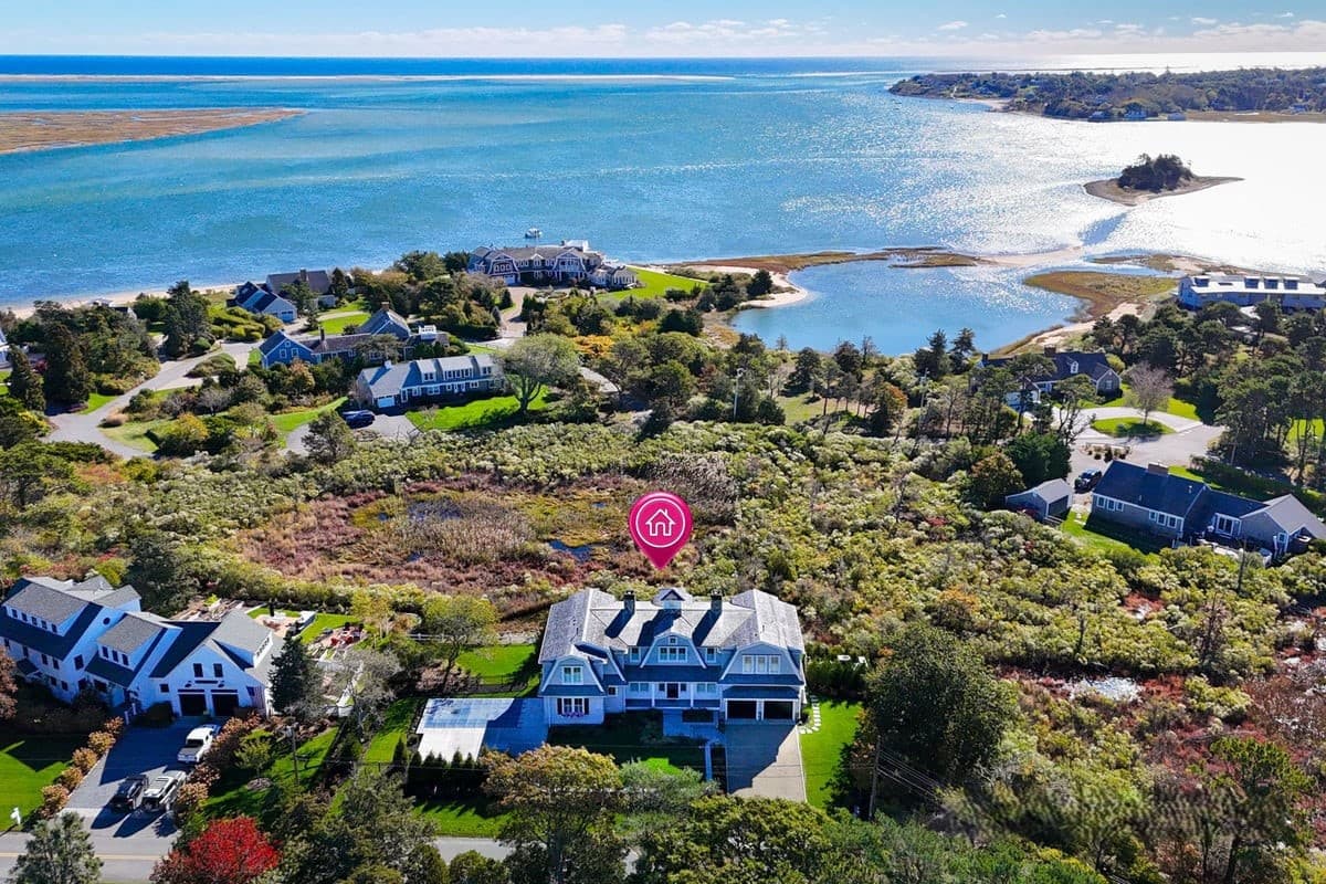 Strong Island Manse - Image 54