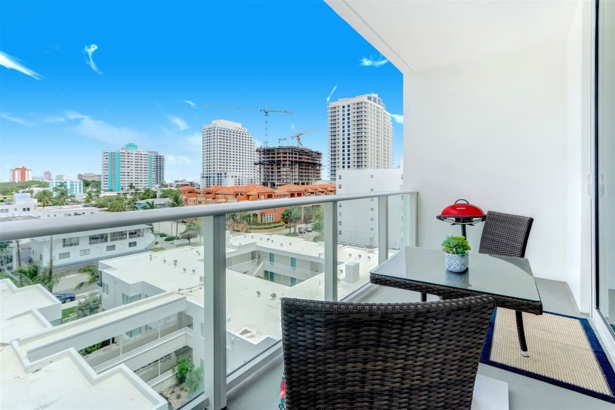 Tamarac Residence - Image 16