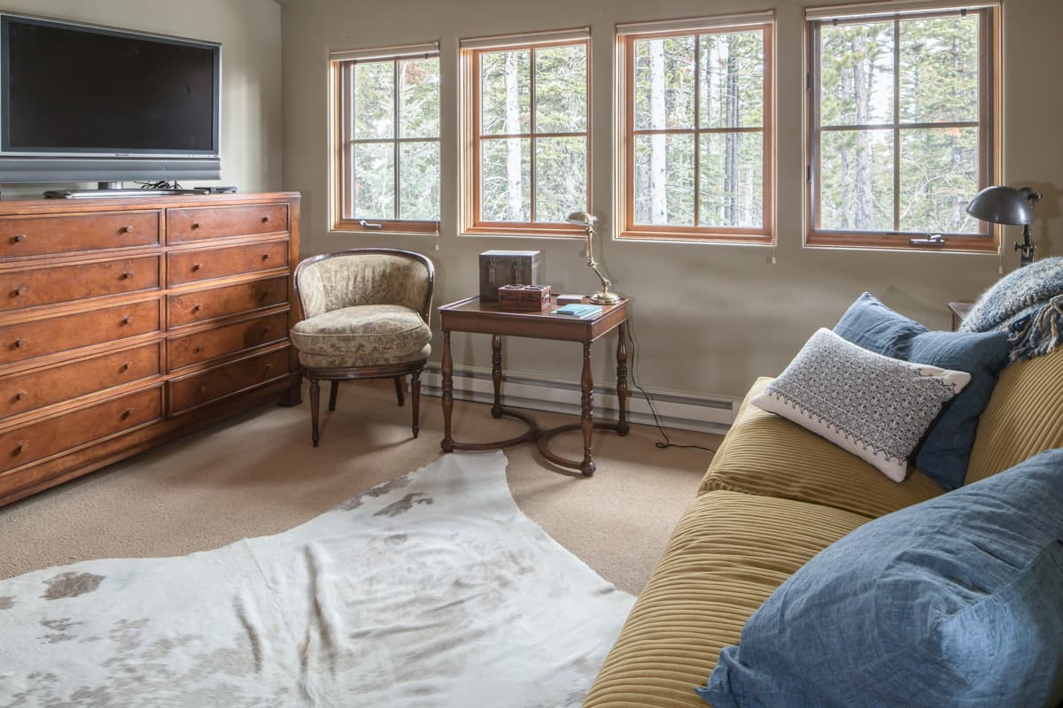 Lower Mountain Home #2 - Image 11