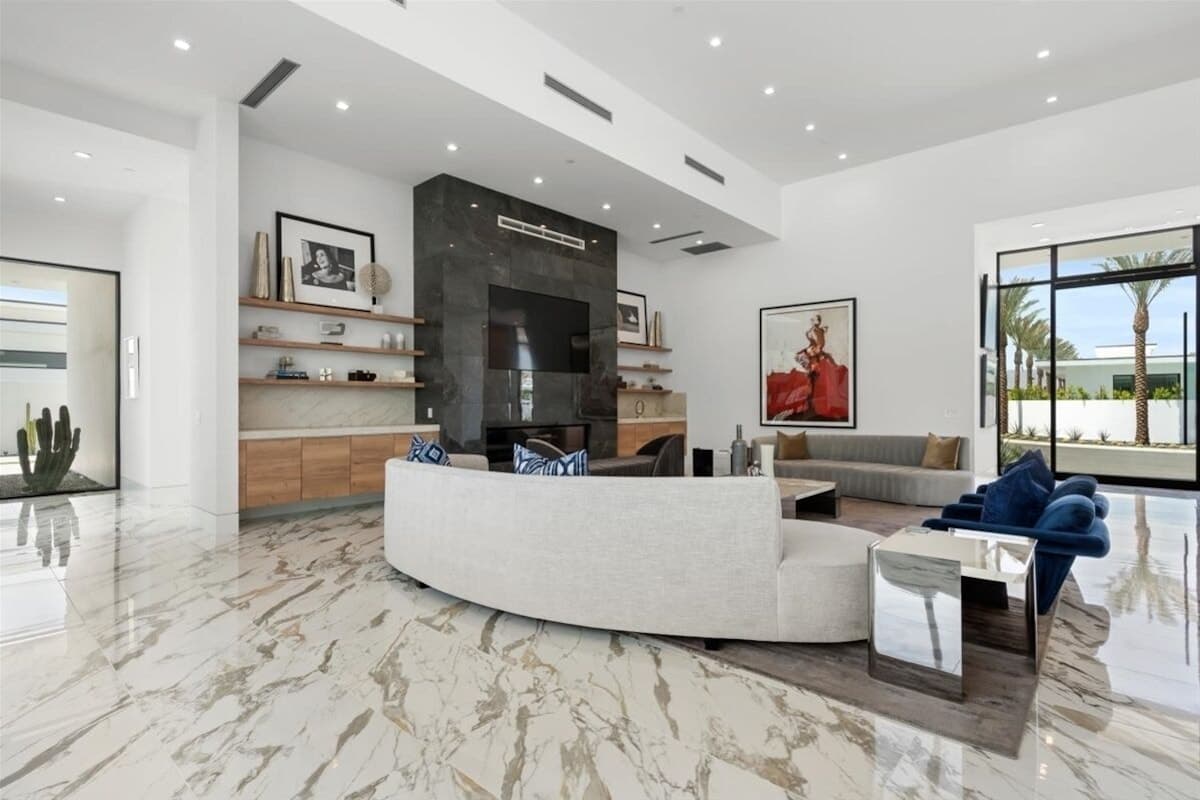 Bravo Villa #11 - Image 2