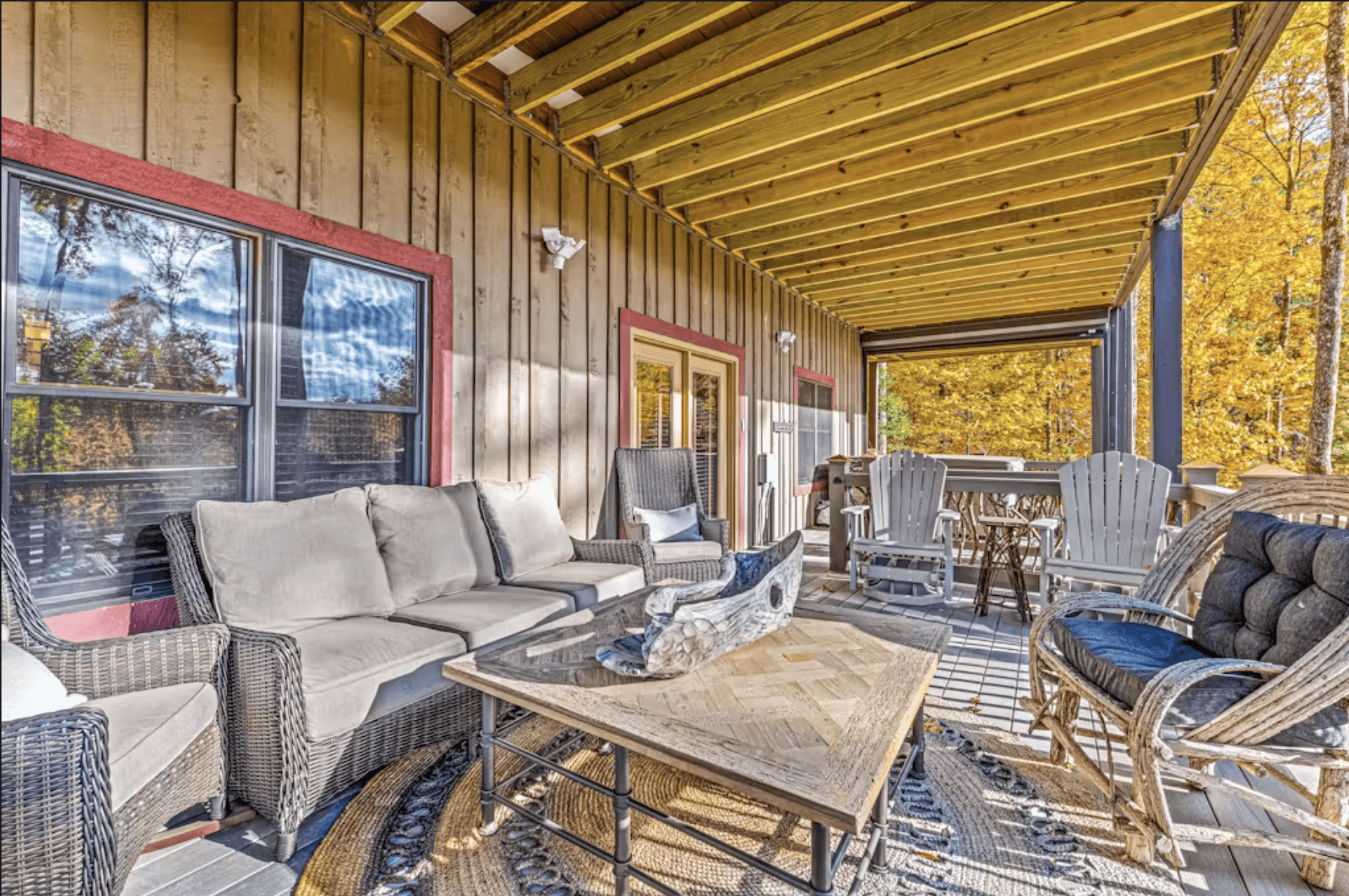 Sapphire Elegance - Image 40