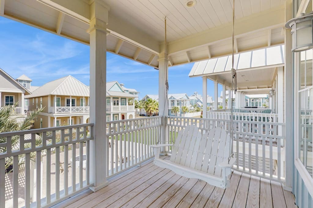 Sea*Renity Now - Image 23