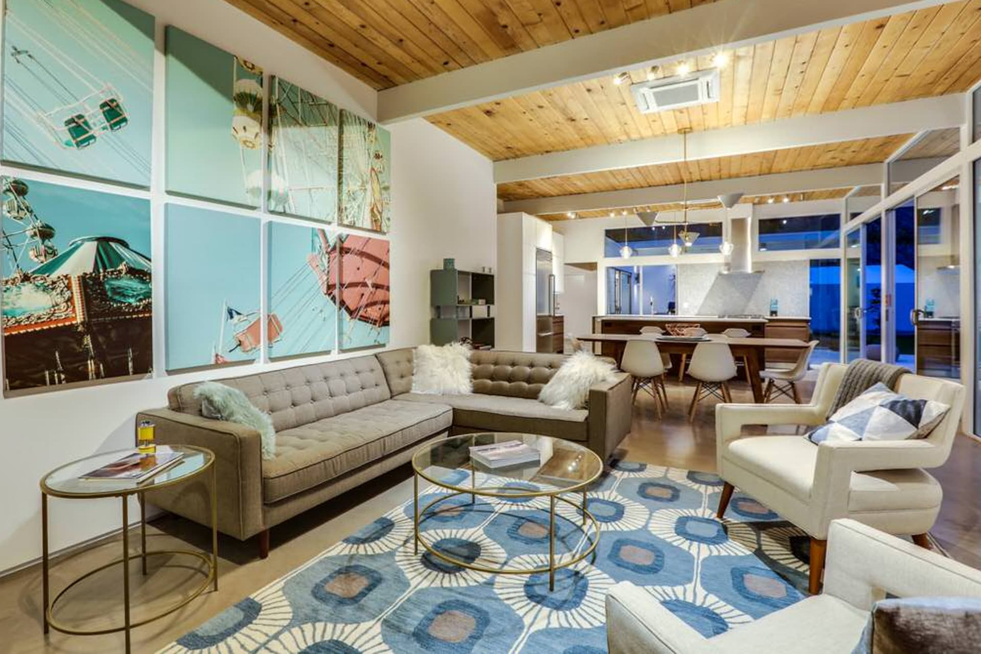 Regal Contemporary House - Image 4