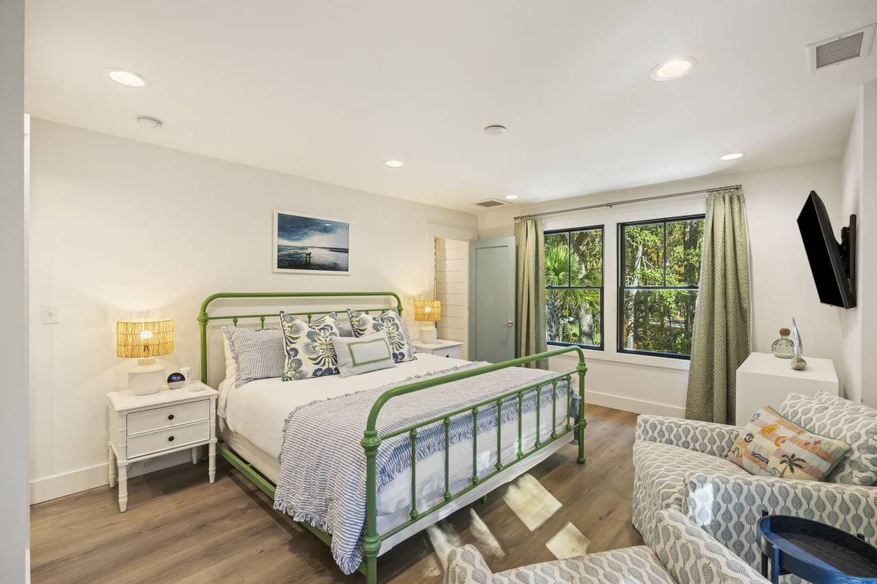 Beach Days on Conifer - Image 34