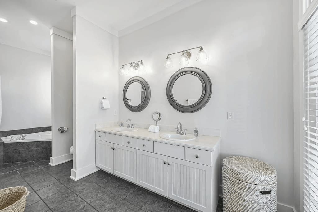 All Decked Out - Image 8