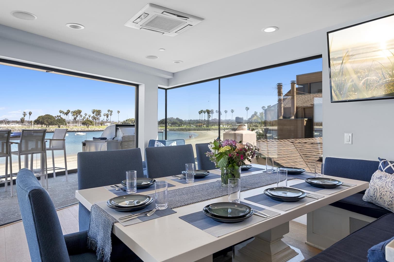 Bayside Retreat - Image 12