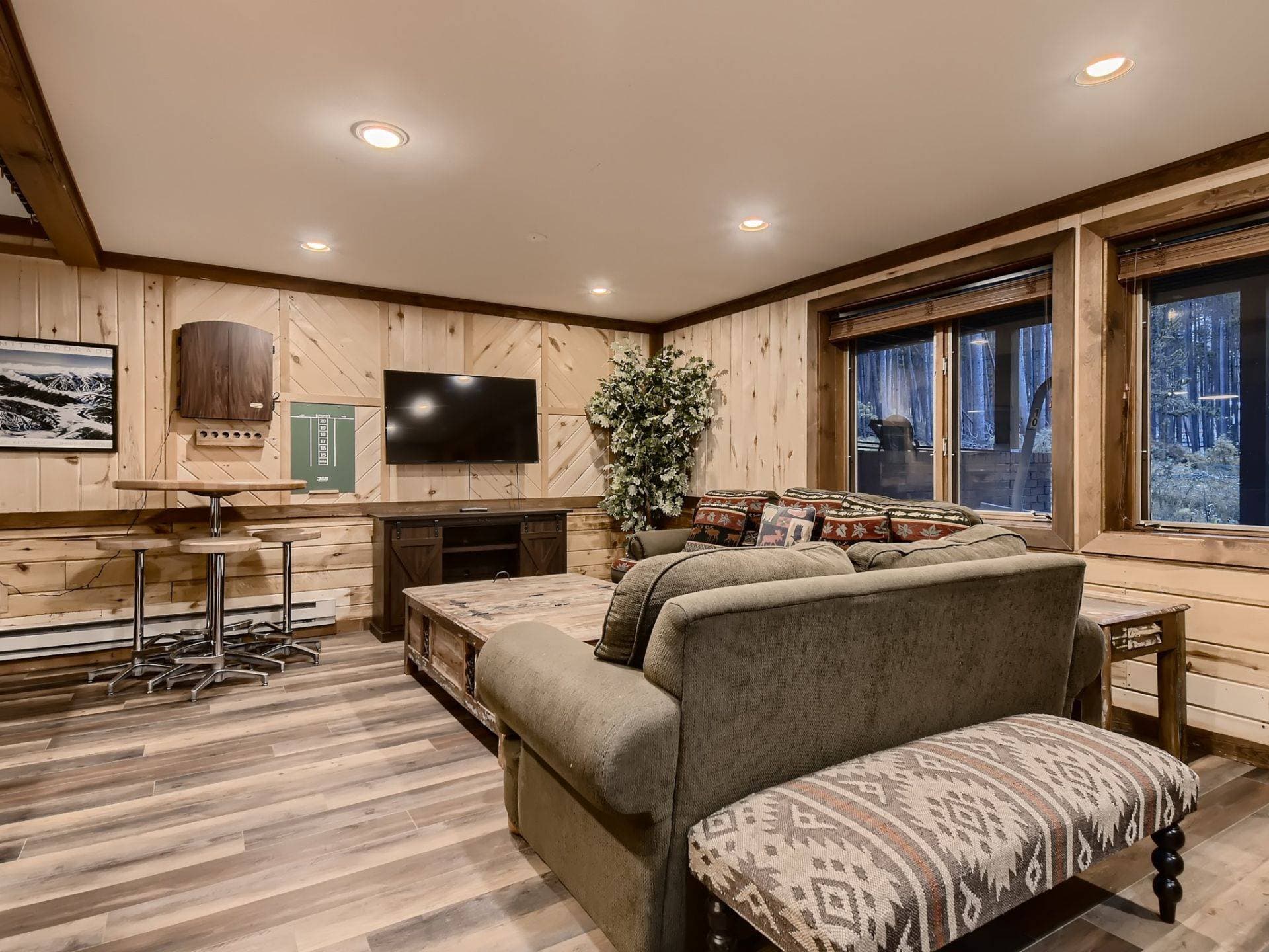 Breck Lodge House - Image 7