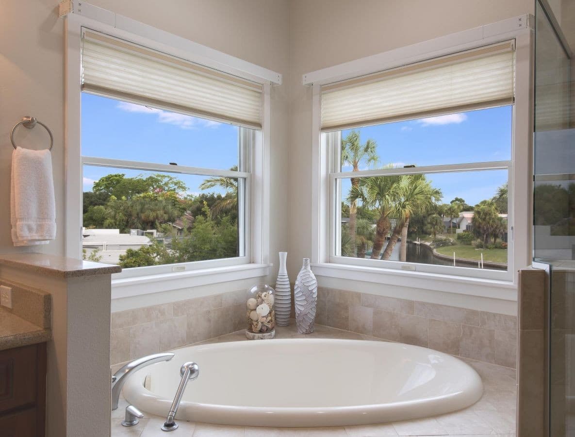 Sun Dial House - Image 40