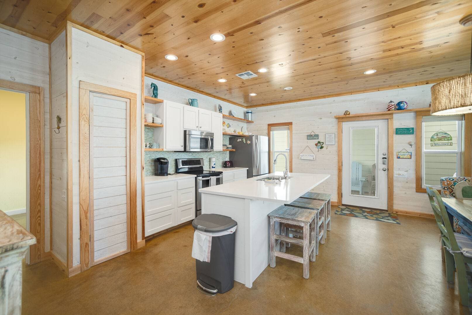 Ruby Tuesday  - Image 15