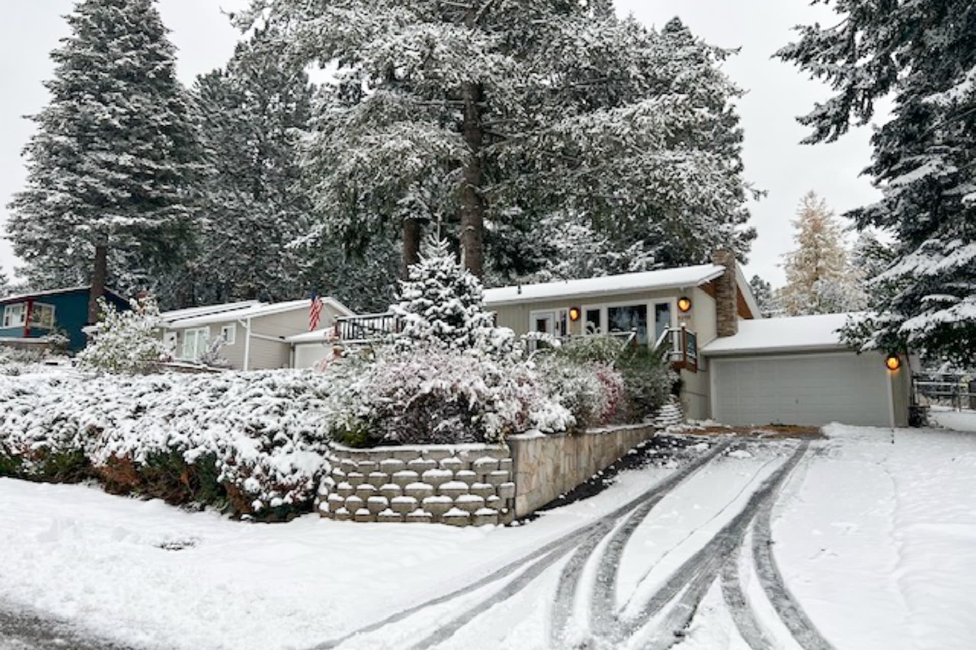 Lake View Getaway - Image 18