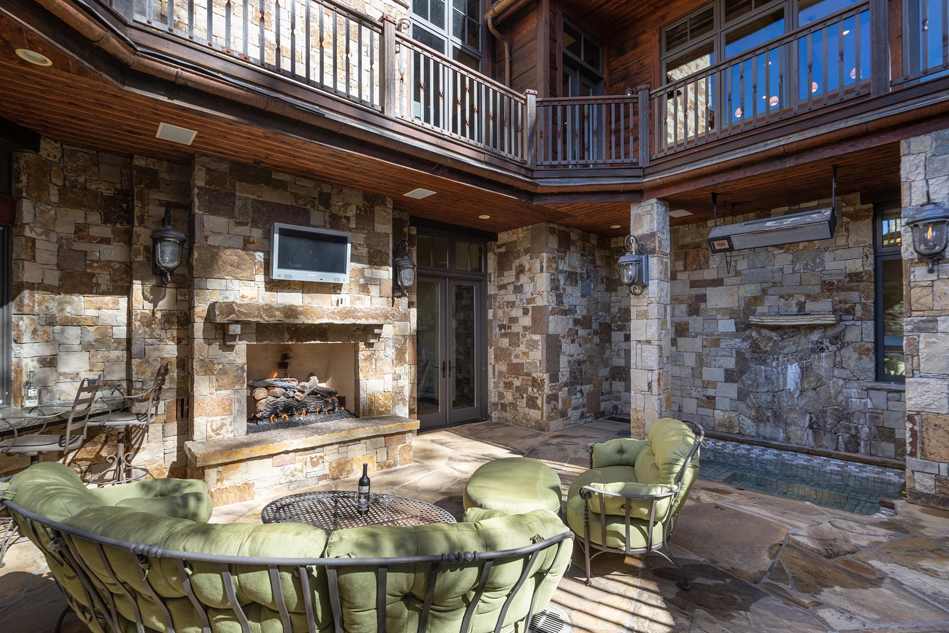 Benchmark Chateau - Image 30