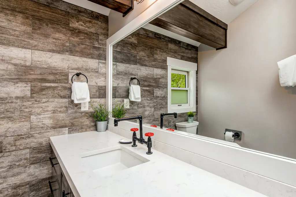 Alpine Retreat Home - Image 16