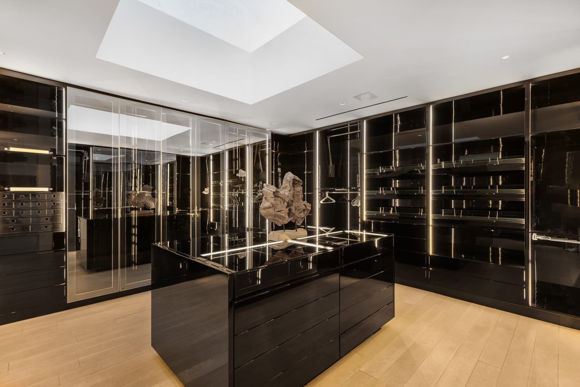 St Ives Modern - Image 24