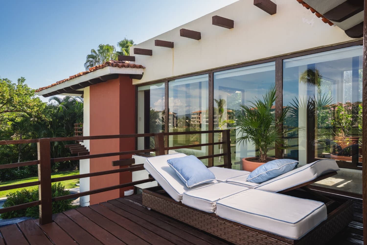 La Serenata - Image 21